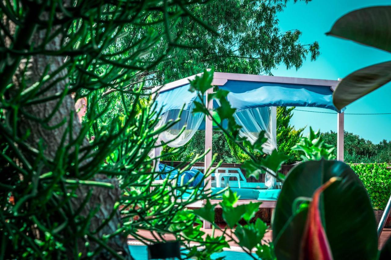 Niriides Villas Old Listing Hersonissos  Exteriör bild