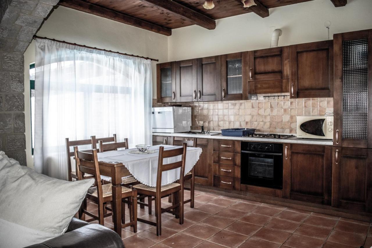 Niriides Villas Old Listing Hersonissos  Exteriör bild