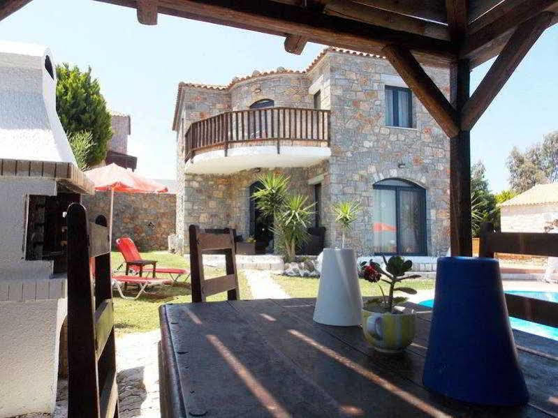 Niriides Villas Old Listing Hersonissos  Exteriör bild